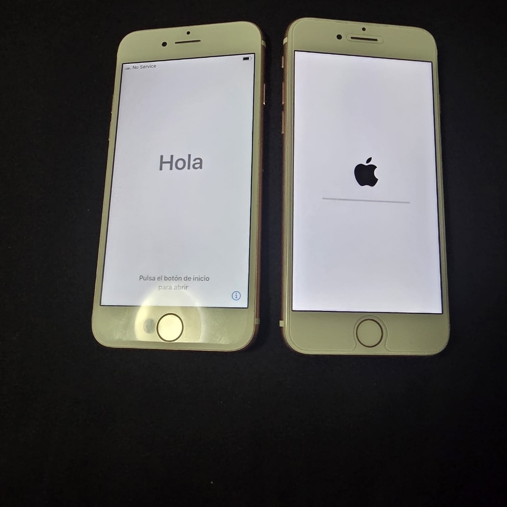 2 Apple iPhone 7s - Elegant Rose Gold